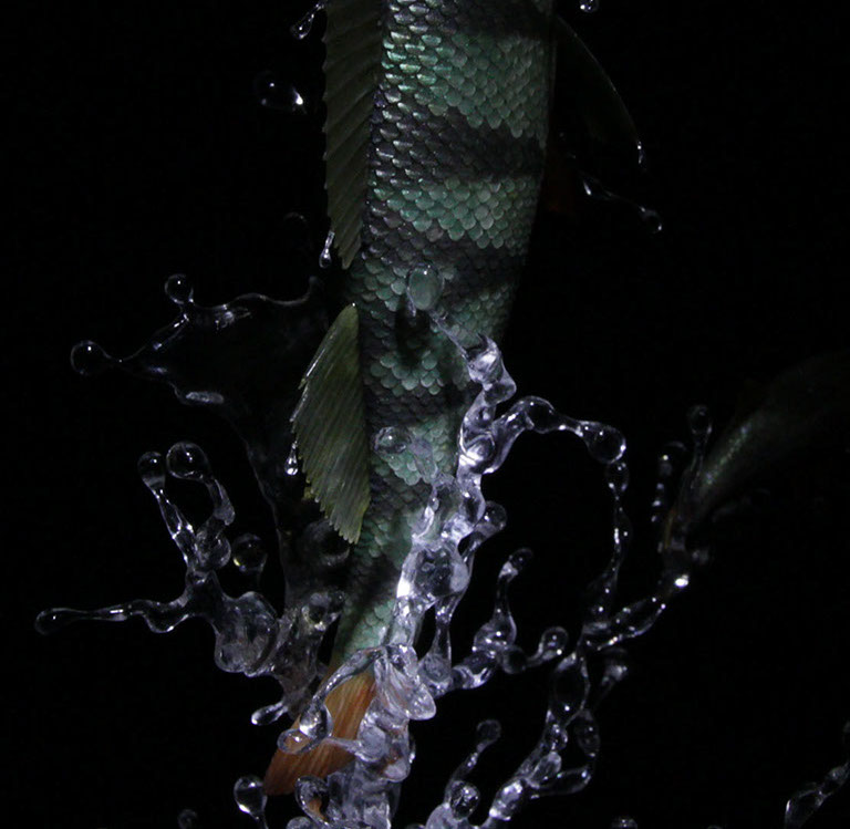 Eisvogel, Kingfisher, Watersplash, Hunting, Fish, Cornel, Schneider, Boxwood, Buchsbaum, jpeg, jpg, scuplture, Schnitzerei, Carving, okimono