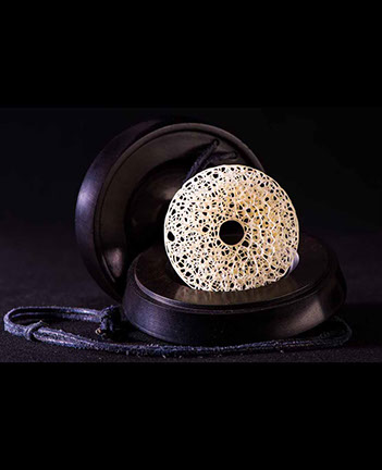 viper around branch, Cornel, Schneider, Boxwood, Buchsbaum,  jpeg, jpg, scuplture, Schnitzerei, Carving, okimono