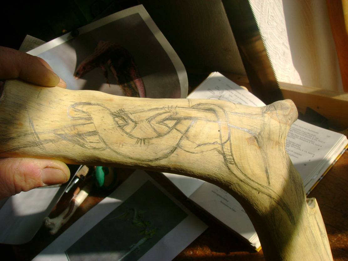 Catch me if you can, Eidechse, Lizard, Boxwood, Buchsbaum, tools, work in process,  jpeg, jpg, scuplture, Schnitzerei, Carving, okimono