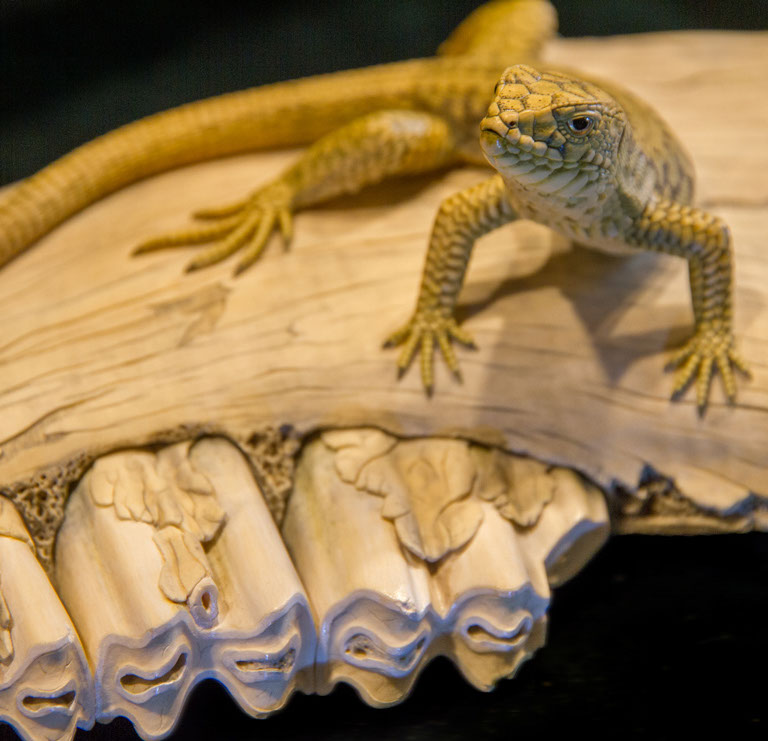 Eisvogel, Kingfisher, Watersplash, Hunting, Fish, Cornel, Schneider, Boxwood, Buchsbaum, jpeg, jpg, scuplture, Schnitzerei, Carving, okimono