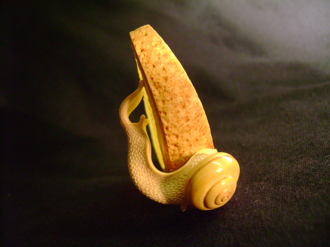 orangesnail, Cornel, Schneider, Boxwood, Buchsbaum,  amber, bernstein, ebony, jpeg, jpg, scuplture, Schnitzerei, Carving, netsuke
