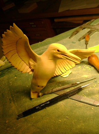 Eisvogel, Kingfisher, Watersplash, Hunting, Fish, Cornel, Schneider, Boxwood, Buchsbaum, jpeg, jpg, scuplture, Schnitzerei, Carving, okimono