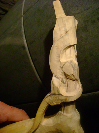 Catch me if you can, Eidechse, Lizard, Boxwood, Buchsbaum, tools, work in process,  jpeg, jpg, scuplture, Schnitzerei, Carving, okimono