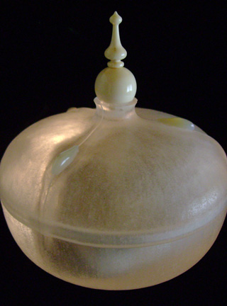 The nude, Akt, Cornel, Schneider, Boxwood, Buchsbaum,  acrylglass, ivory jpeg, jpg, scuplture, Schnitzerei, Carving, okimono