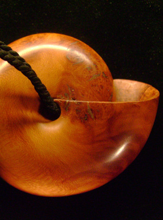 Snail on Gingkoleaf, schnecke, Ginkoblatt, Dewdrop, Cornel, Schneider, Boxwood, Buchsbaum,  jpeg, jpg, scuplture, Schnitzerei, Carving, netsuke 