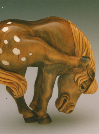 Jolly Jumper, Horse, Pferd, Cornel, Schneider, Boxwood, Buchsbaum, Bone, Knochen, jpeg, jpg, scuplture, Schnitzerei, Carving, netsuke