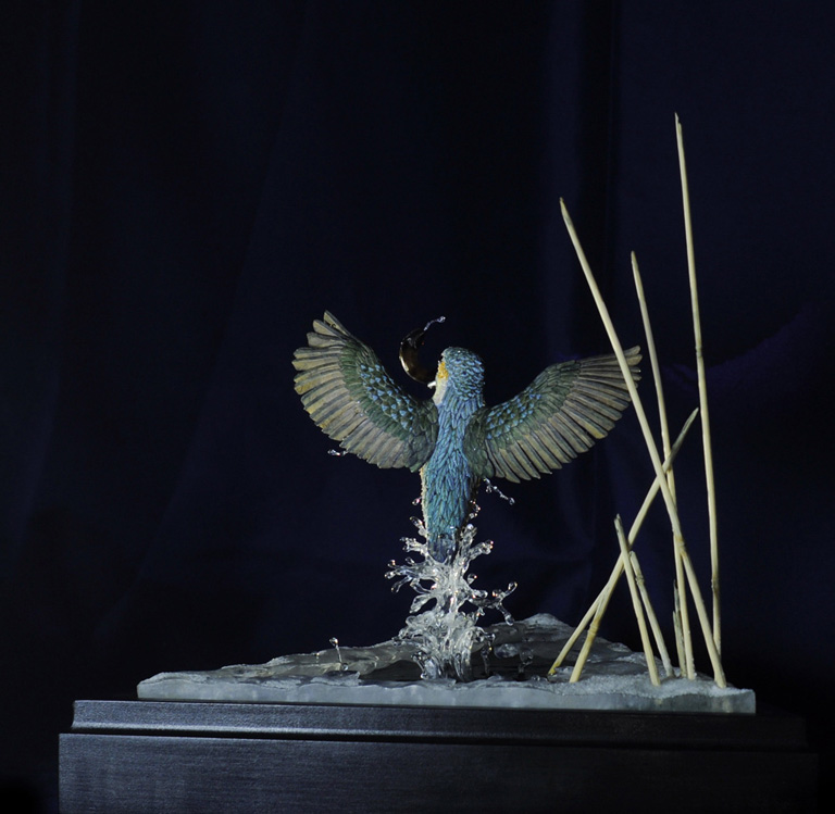 Eisvogel, Kingfisher, Watersplash, Hunting, Fish, Cornel, Schneider, Boxwood, Buchsbaum, jpeg, jpg, scuplture, Schnitzerei, Carving, okimono