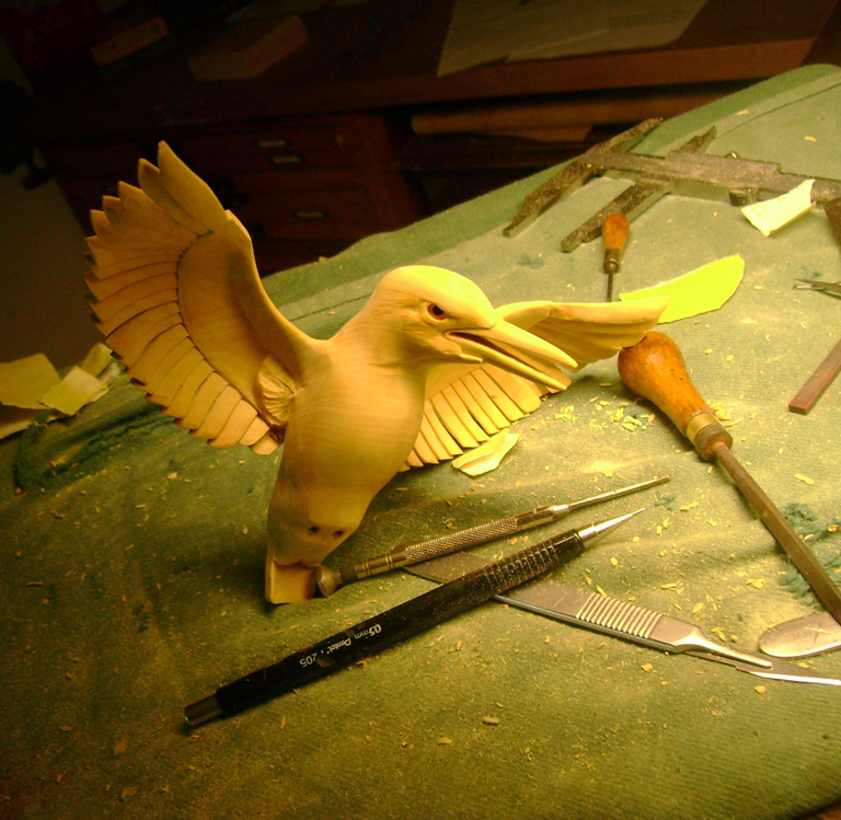 Eisvogel, Kingfisher, Watersplash, Hunting, Fish, Cornel, Schneider, Boxwood, Buchsbaum, jpeg, jpg, scuplture, Schnitzerei, Carving, okimono