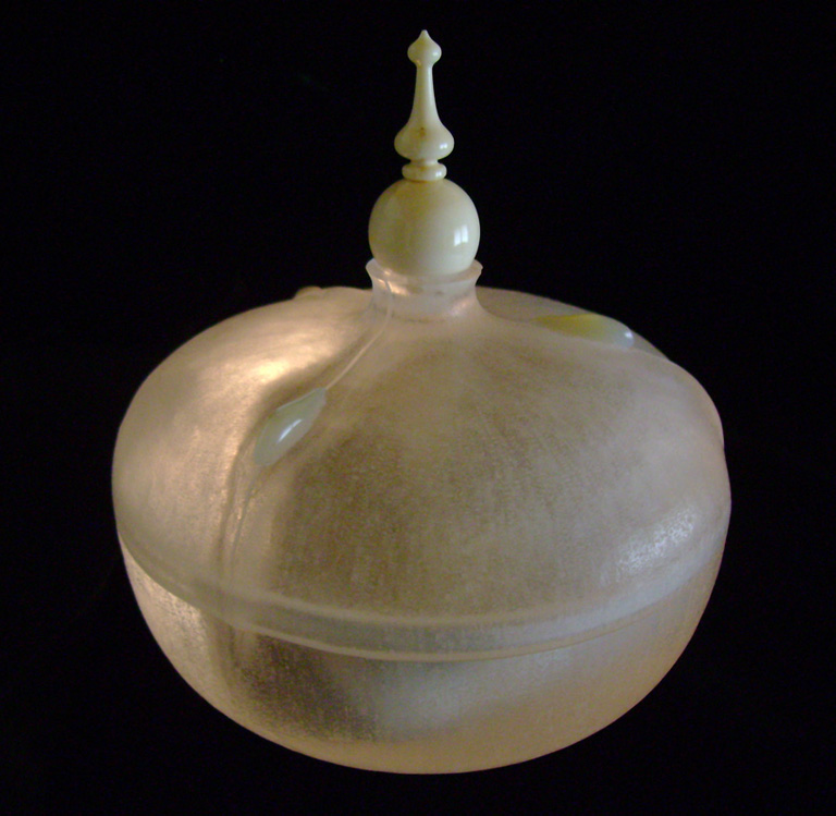 The nude, Akt, Cornel, Schneider, Boxwood, Buchsbaum,  acrylglass, ivory jpeg, jpg, scuplture, Schnitzerei, Carving, okimono