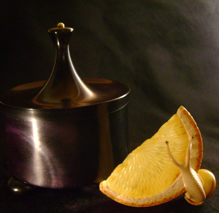 orangesnail, Cornel, Schneider, Boxwood, Buchsbaum,  amber, bernstein, ebony, jpeg, jpg, scuplture, Schnitzerei, Carving, netsuke